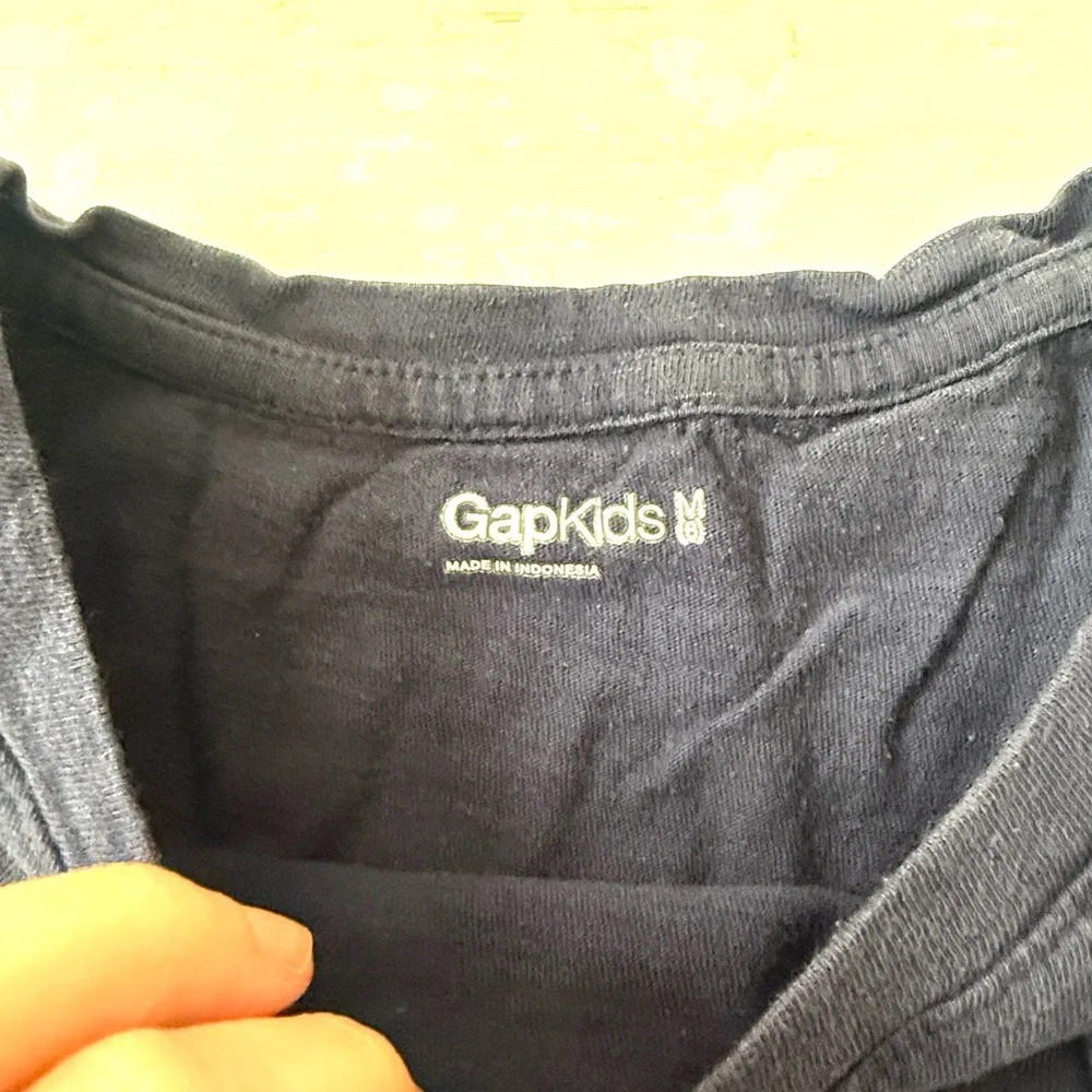 GapKids Size 8 Girls Navy Blue Short Sleeve Shirt Basic Pocket Tee 100% Cotton